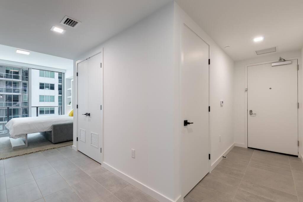 Stylish Modern Downtown Studio Free Parking Apartment Miami Exterior photo